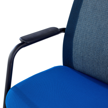 chaise visiteur bleu siena maille accoudoirs fixes 8