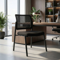 Chaise visiteur Hermes, piètement 4 pieds, assise large, dossier en maille