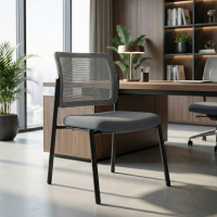 Chaise visiteur Hermes,...