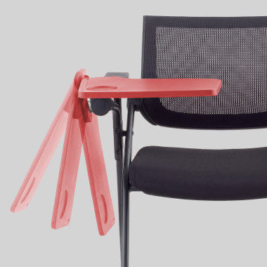 chaise avec tablette noir avec une palette d ecriture maille accoudoirs fixes 6