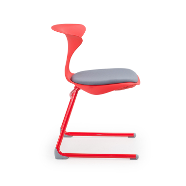 chaise avec tablette rouge structure pietement luge plastique sans accoudoirs 4