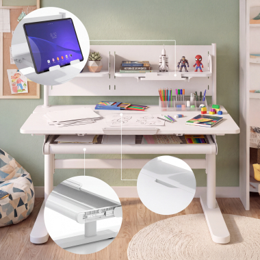 Grand espace d’étude avec solutions de rangement