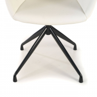 Chaise de Réunion Ores, base pyramidale, finitions excellentes, éco-cuir