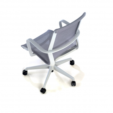 chaise de bureau design blanc gris structure noire maille accoudoirs fixes 6