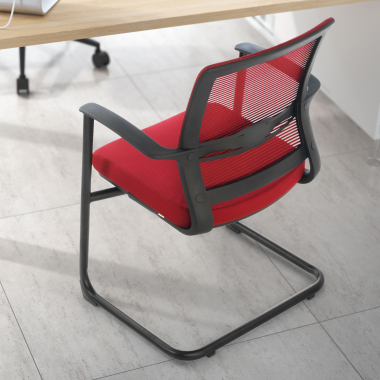 chaise de conference rouge alpha maille accoudoirs fixes 2