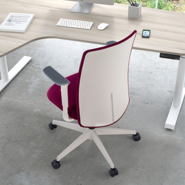 chaise pivotante blanc rouge structure blanche tissu accoudoirs reglables 1d 2