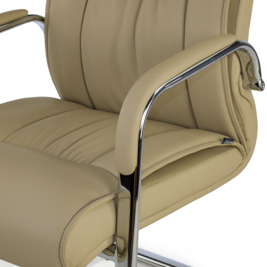 chaise de conference beige pietement luge cuir naturel cuir authentique accoudoirs rembourres 7