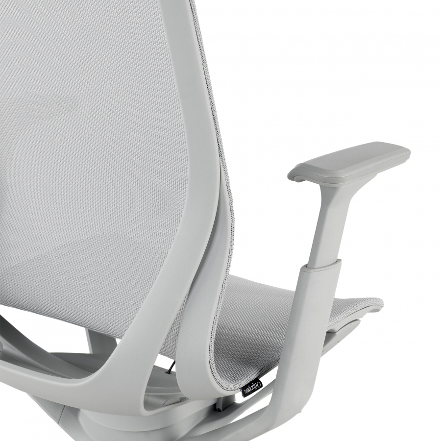 Chaise de bureau design Kinet dossier ergonomique adaptable.