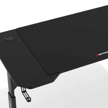 bureau gaming noir table de jeu 4