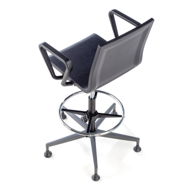 tabouret datelier et de laboratoire noir avec bras plastique accoudoirs mobiles 5